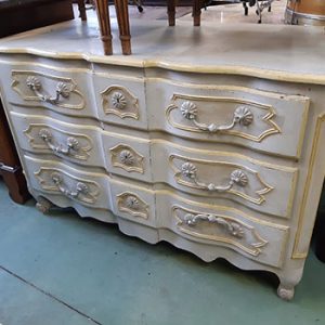 commode-arbalète-480€